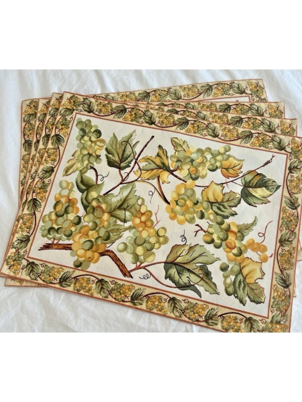 Couleur Nature? Placemat Paris Set 4 Yellow Green French Country Vineyard Grapes